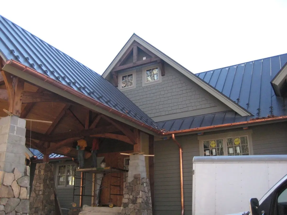 Craftsman Roofing team delivering quality roofing work in Trude